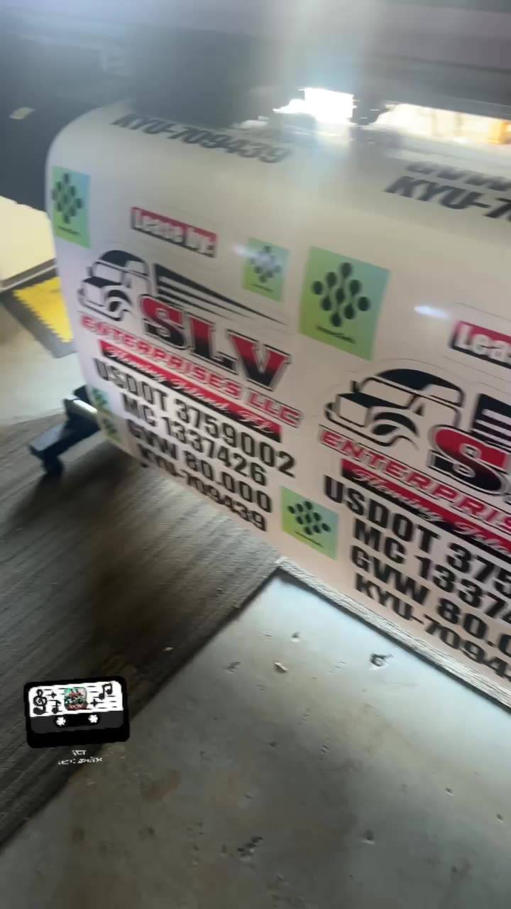 Impresión de calcomanías en plotter